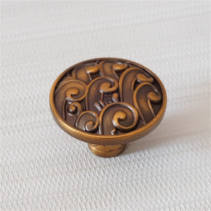 2.5"-7.55" (192mm) Antique Brass Knobs, Pulls & Handles | Cabinet, Drawer, Dresser, Furniture & Door Hardware