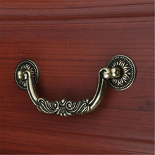 Load image into Gallery viewer, Vintage Rustic Antique Bronze Knobs, Pulls &amp; Handles with Back Plate | Dresser, Drawer, Kitchen Cabinet &amp; Furniture Hardware Decor
