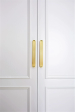 Load image into Gallery viewer, 2.5&quot;-5&quot; Unique Solid Brass Track Design Knobs, Pulls &amp; Handles | Kitchen, Cabinet, Drawer, Cupboard &amp; Dresser Hardware

