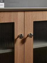 Load image into Gallery viewer, French Style Shiny Gold Solid Brass Small Cabinet Pulls, Light Luxury Mid‑Century Handles for Kitchen, Shoe Cabinet and Wardrobe Doors
