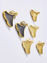 Load image into Gallery viewer, Brass &amp; Antique Brass Ginkgo Brass Pulls, Chinese Retro Mid-Century Minimalist Handles for Wardrobes, Cabinets &amp; Drawers

