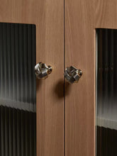 Load image into Gallery viewer, French Style Shiny Gold Solid Brass Small Cabinet Pulls, Light Luxury Mid‑Century Handles for Kitchen, Shoe Cabinet and Wardrobe Doors
